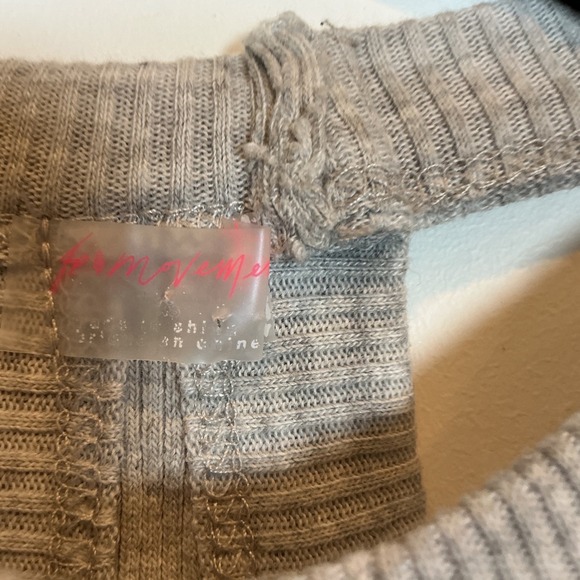 Free People Ribbed Knit Halter Crop Top Grey Casual Everyday Size Small - Picture 2 of 4